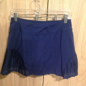 Almost new navy tennis/pickleballs skirt